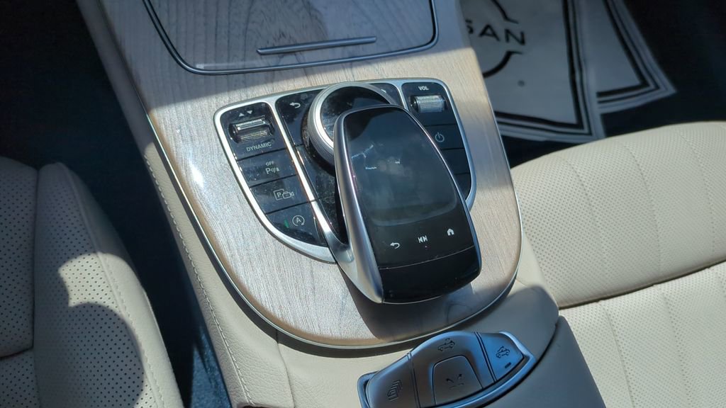 Used 2023 Mercedes-Benz E 450 Cabriolet image 19
