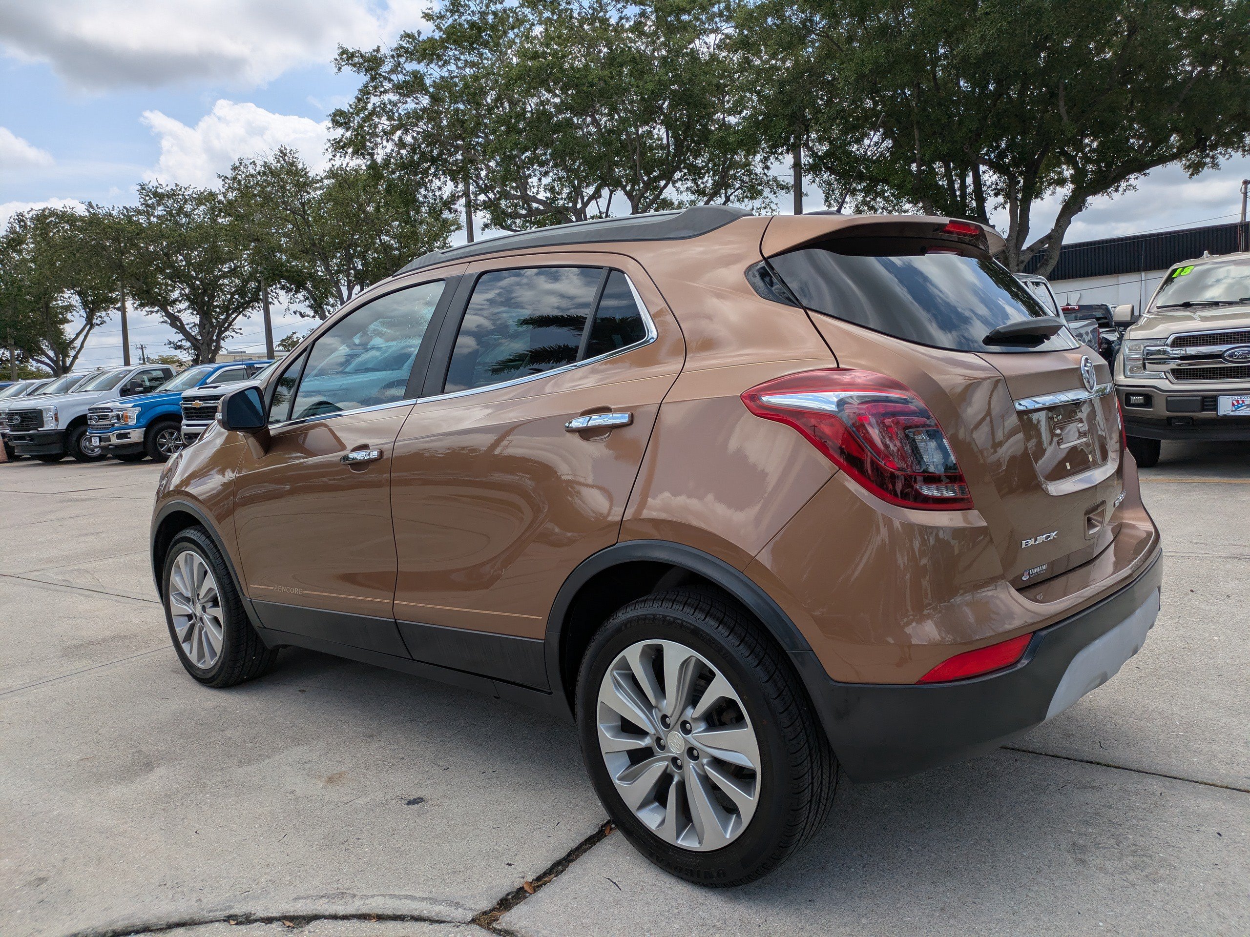 Used 2017 Buick Encore Preferred FWD image 6