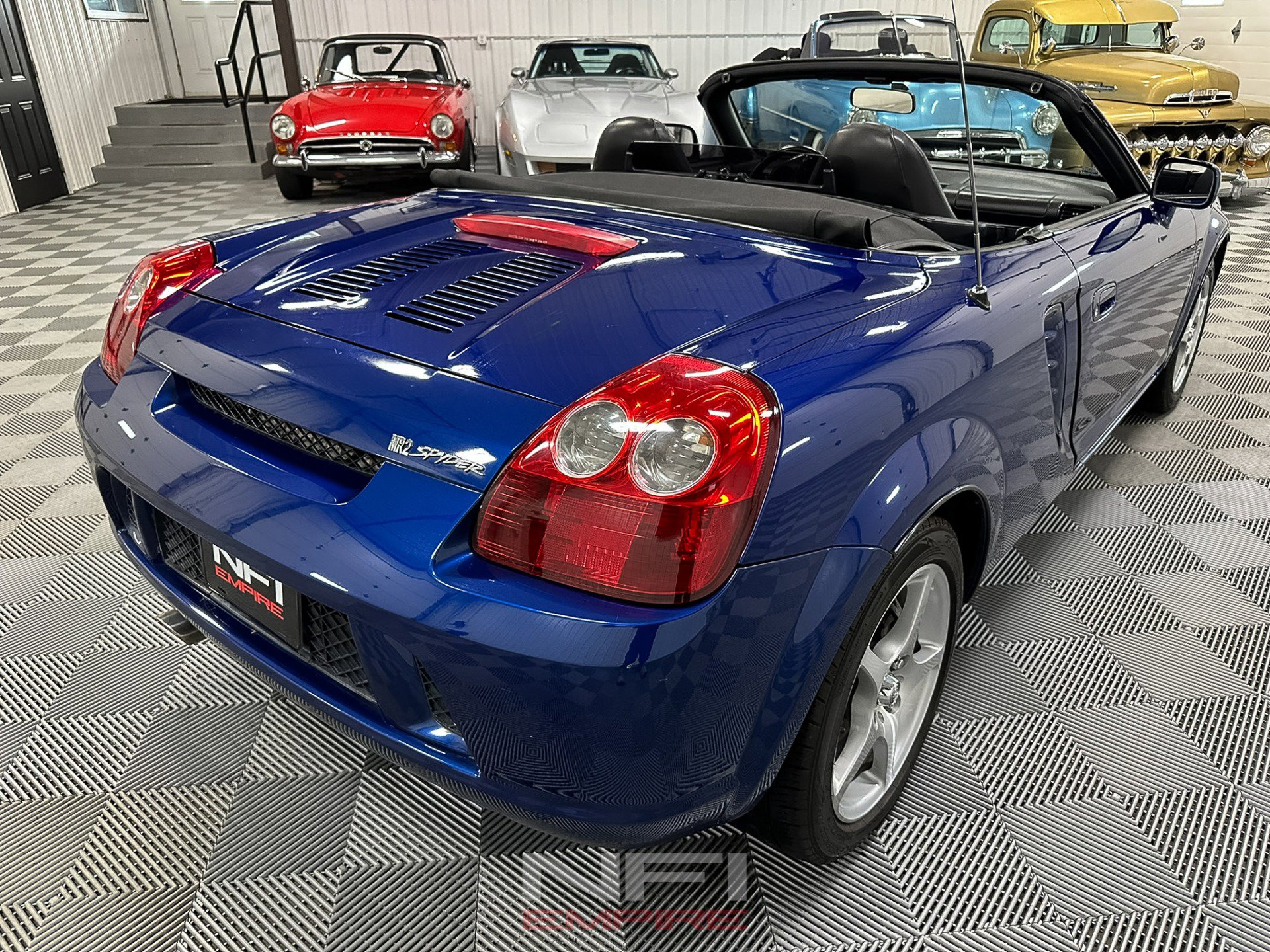 Used 2003 Toyota MR2 image 14