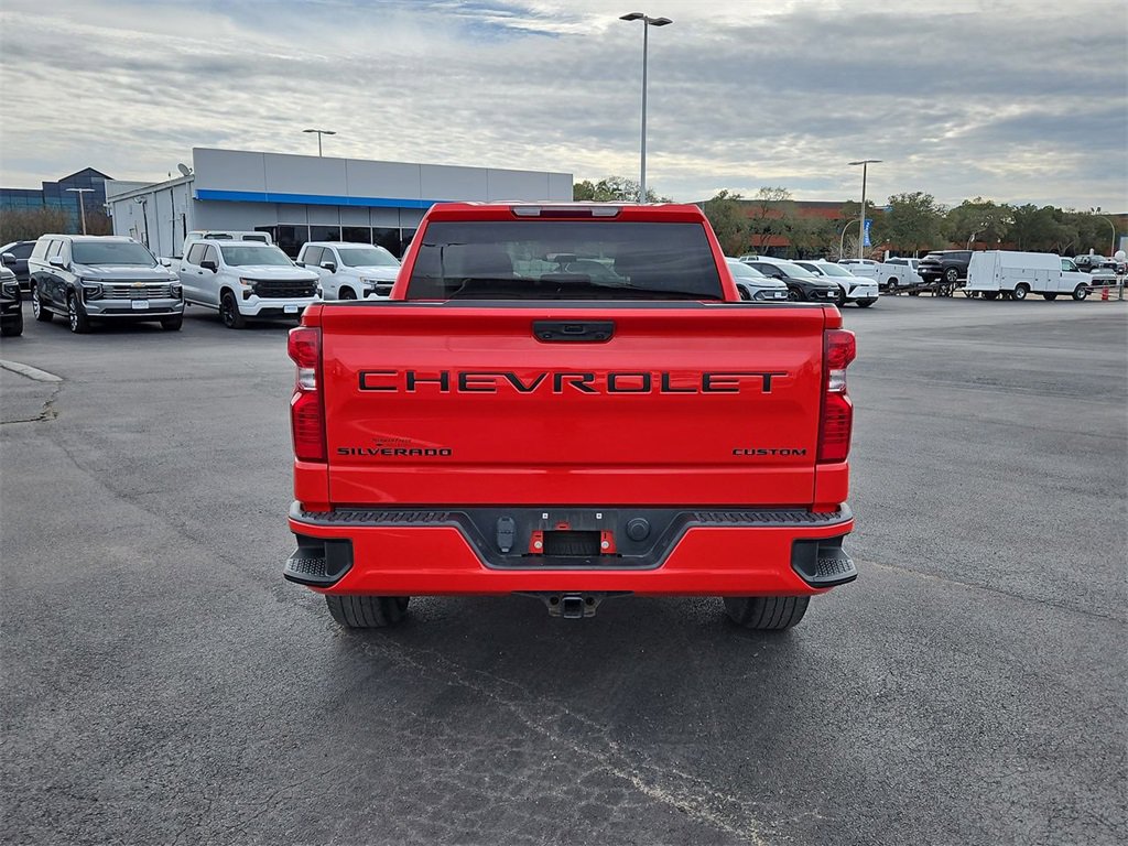 Used 2023 Chevrolet Silverado 1500 Custom w/ LPO, Dark Essentials Package image 5