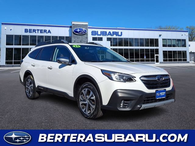 Used 2022 Subaru Outback Touring w/ Tech Package 2 AWD/4WD image 1