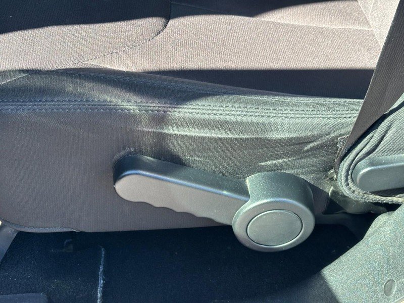 Used 2018 Jeep Wrangler Unlimited Sport AWD/4WD image 15