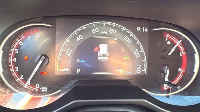 Used 2023 Toyota RAV4 XLE w/ Convenience Package image 11