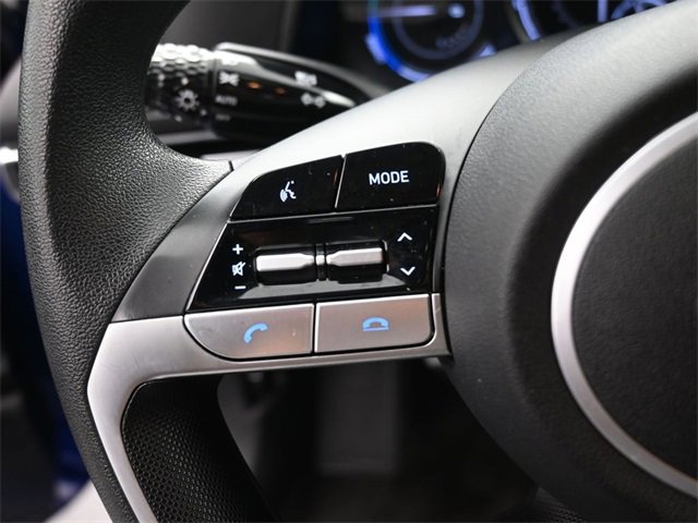 Used 2023 Hyundai Elantra Blue image 32