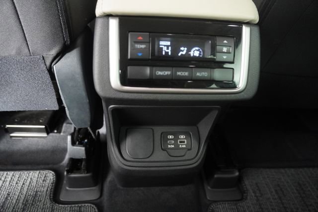 Certified 2025 Subaru Ascent Premium image 31