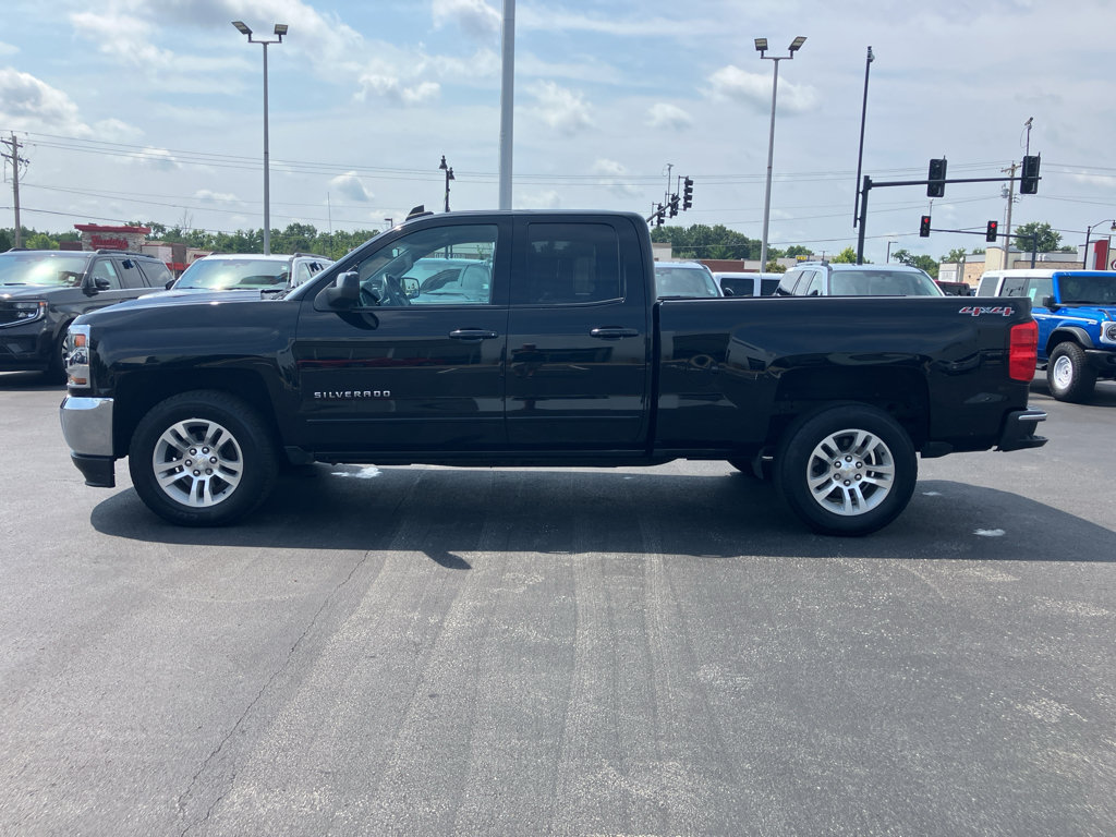 Used 2017 Chevrolet Silverado 1500 LT w/ All Star Edition AWD/4WD image 3
