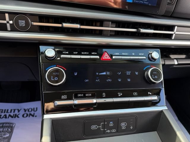 Used 2025 Hyundai Santa Fe SEL w/ Tow & Go Package FWD image 21