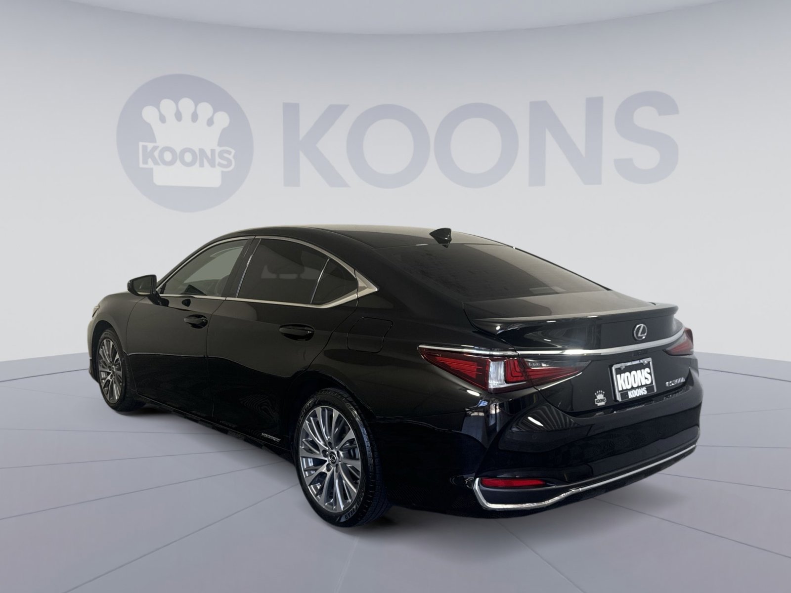 Used 2021 Lexus ES 300h w/ Premium Package FWD image 4