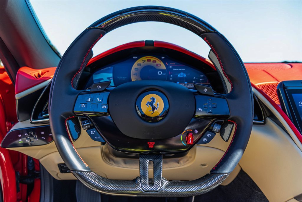 Certified 2025 Ferrari Roma Spider RWD image 4