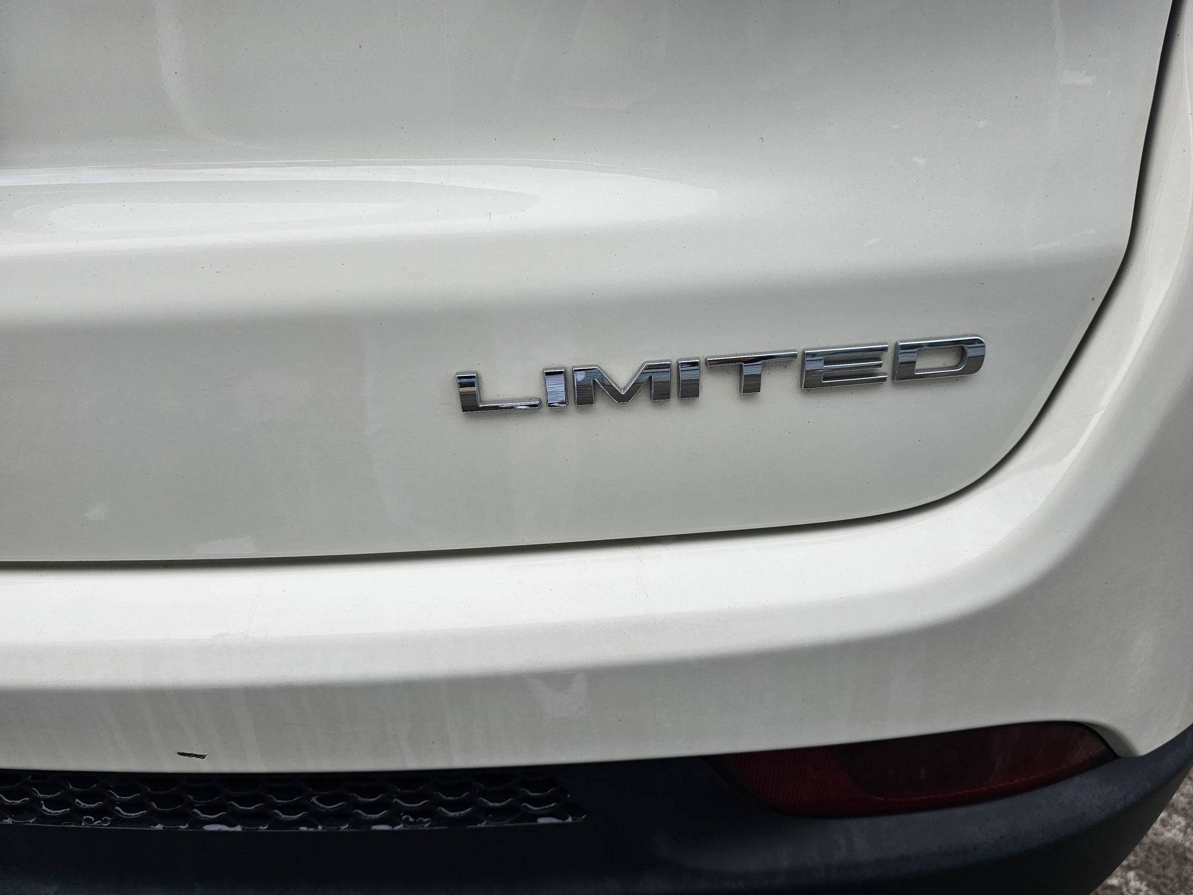 Used 2020 Jeep Compass Limited image 31