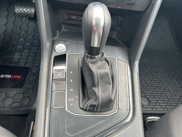 Used 2019 Volkswagen Tiguan SE w/ Panoramic Sunroof Package FWD image 29