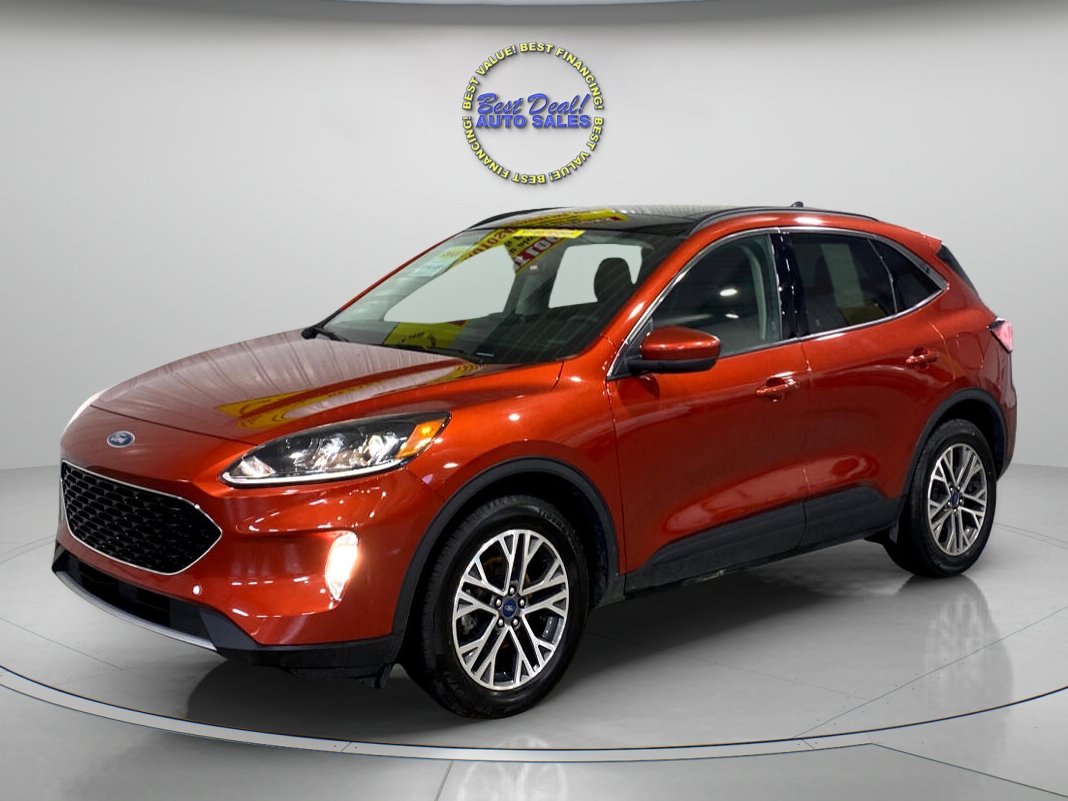 Used 2020 Ford Escape SEL image 1