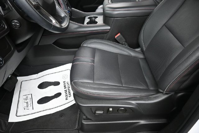 Used 2023 Chevrolet Tahoe RST w/ Luxury Package AWD/4WD image 15
