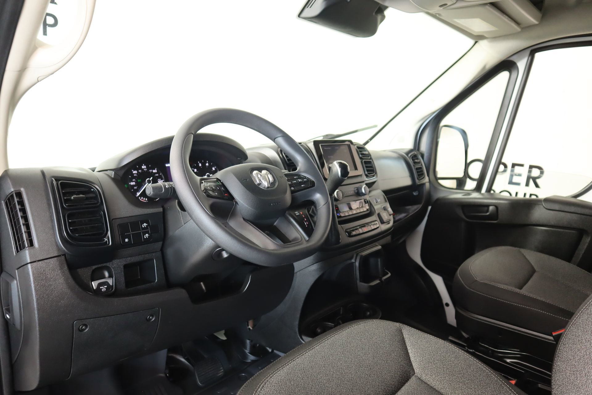 Used 2025 RAM ProMaster 2500 w/ Convenience Group image 2