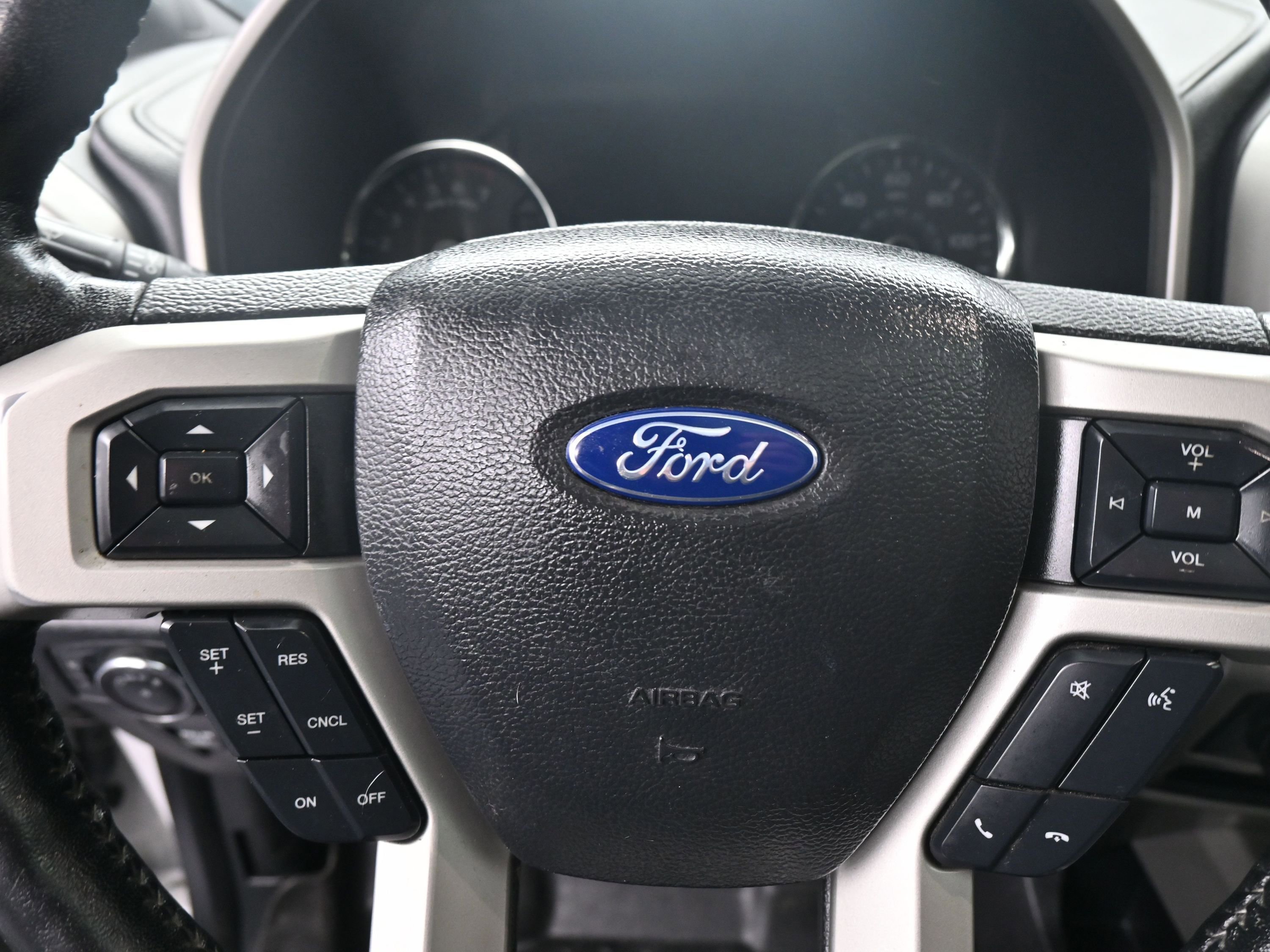 Used 2019 Ford F150 Lariat w/ Equipment Group 502A Luxury image 16