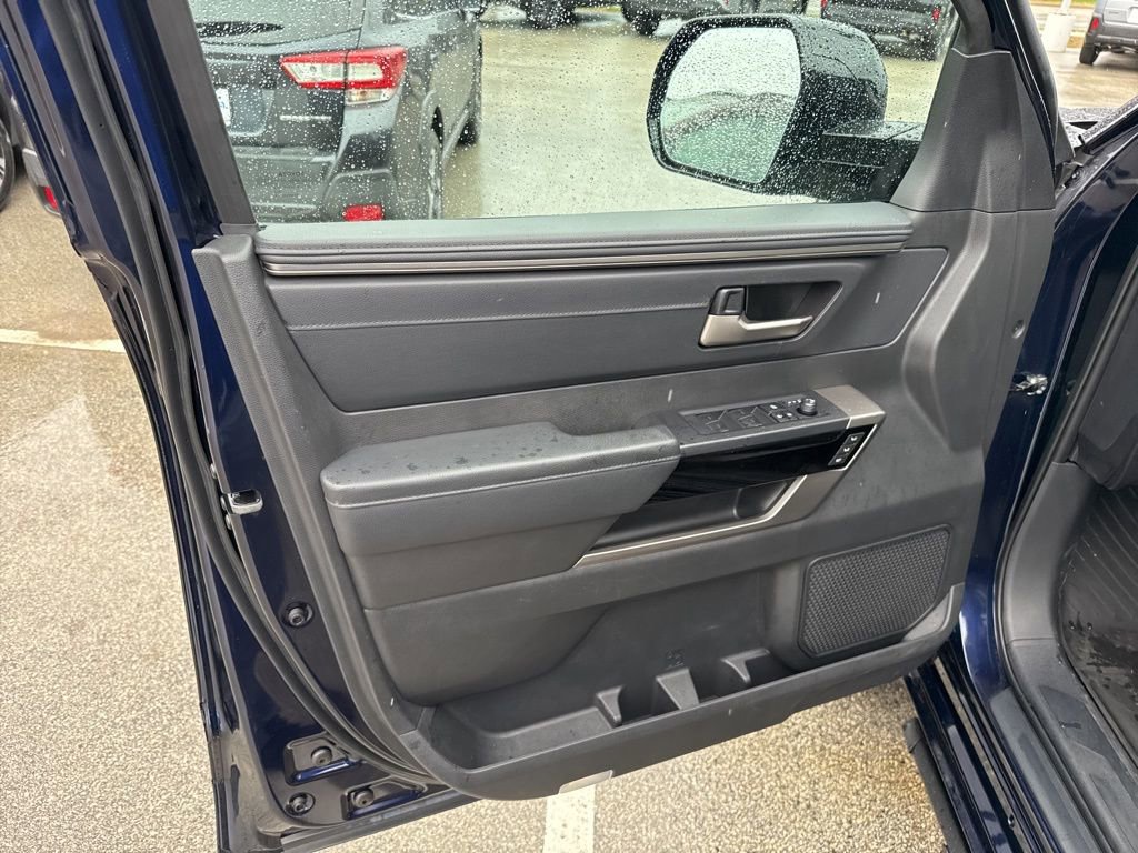 Used 2024 Toyota Tundra Limited image 5