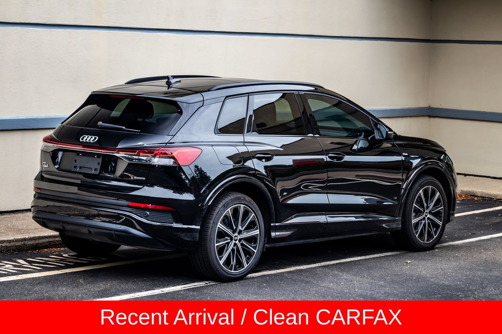 Used 2022 Audi Q4 e-tron Premium Plus AWD/4WD image 7
