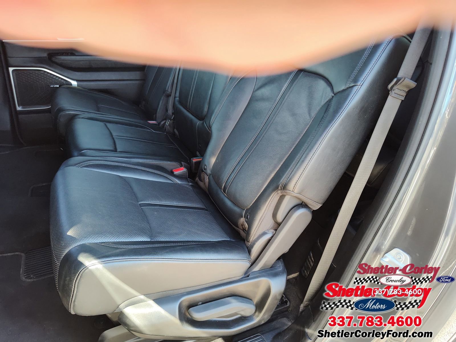 Used 2024 Jeep Wagoneer L Series II w/ Flexible Seating Group image 27