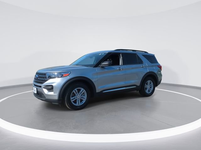 Used 2023 Ford Explorer XLT RWD image 4