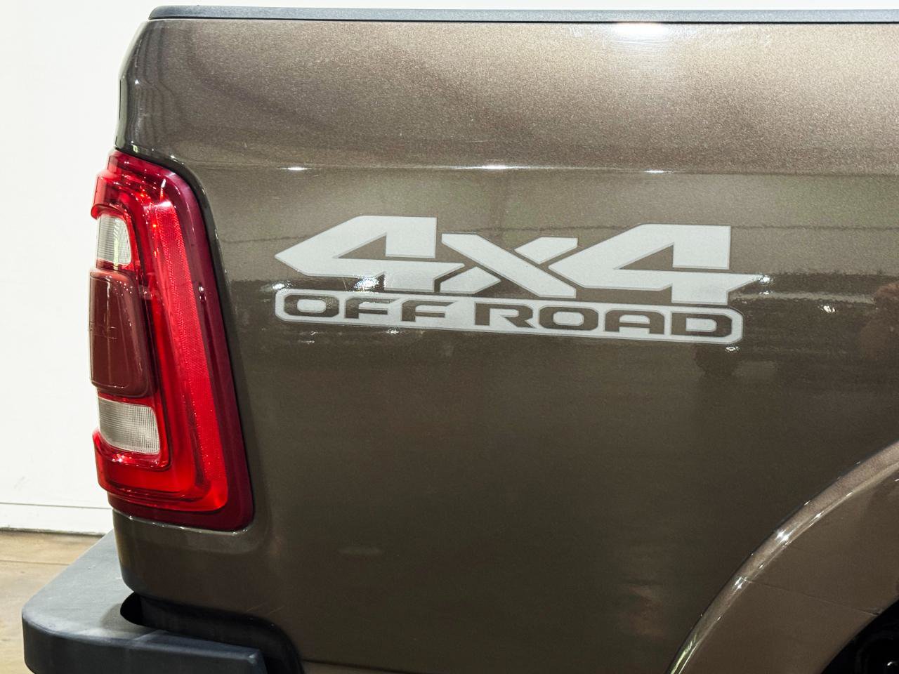 Used 2020 RAM 2500 Limited AWD/4WD image 59