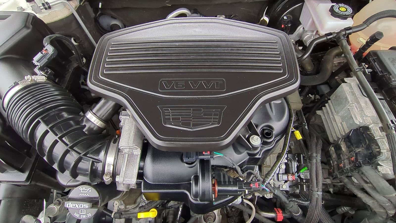 Used 2021 Cadillac XT6 Sport w/ LPO, ONYX Package image 14