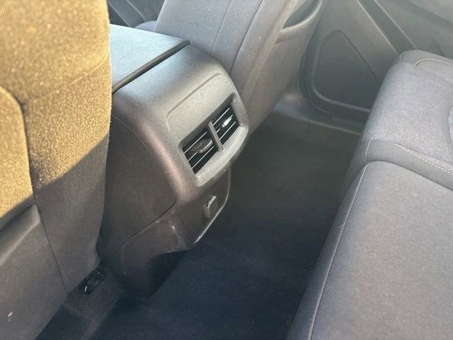 Used 2018 Chevrolet Equinox LT image 33