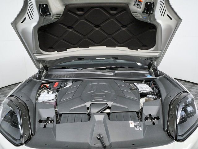 New 2026 Porsche Cayenne image 33