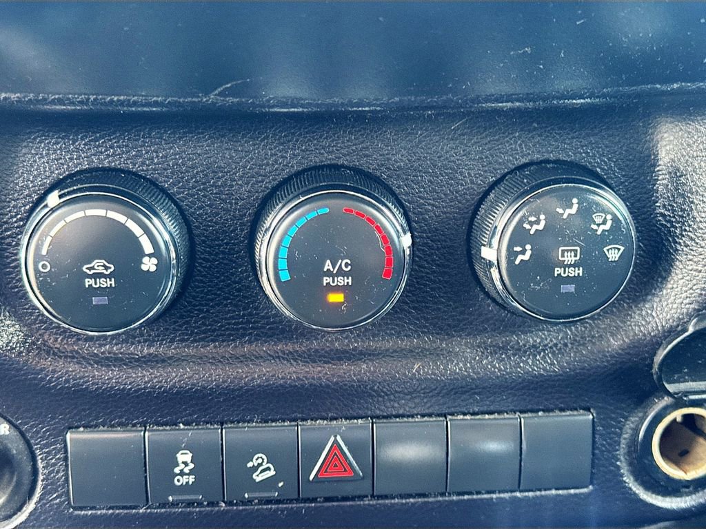 Used 2015 Jeep Wrangler Unlimited Sport w/ Quick Order Package 24S image 15