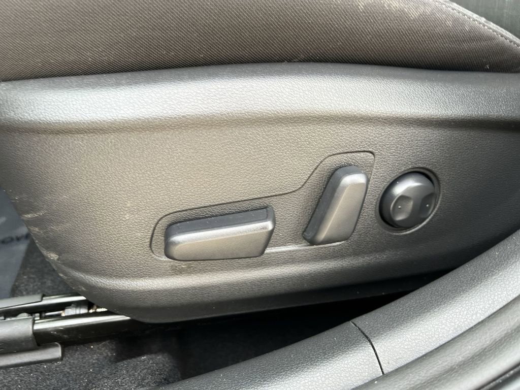 Used 2023 Hyundai Kona SEL image 14