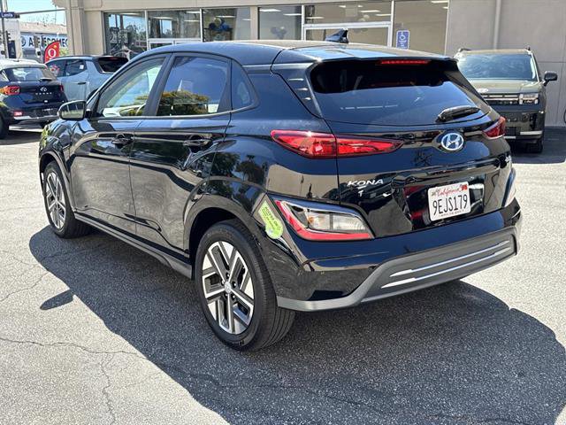 Used 2023 Hyundai Kona SE w/ Cargo Package FWD image 6