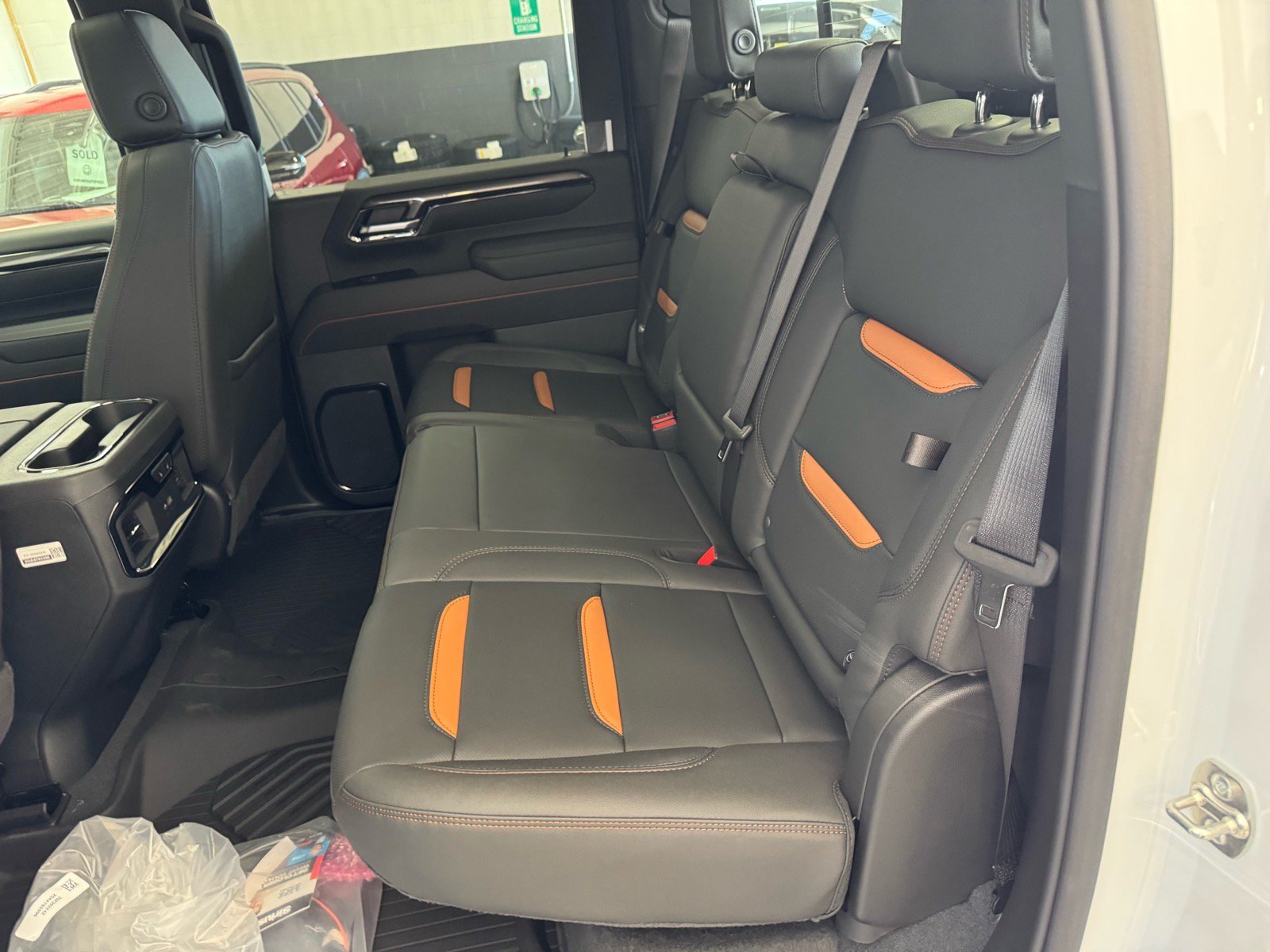 New 2026 GMC Sierra 2500 AT4 w/ AT4 Premium Plus Package AWD/4WD image 10