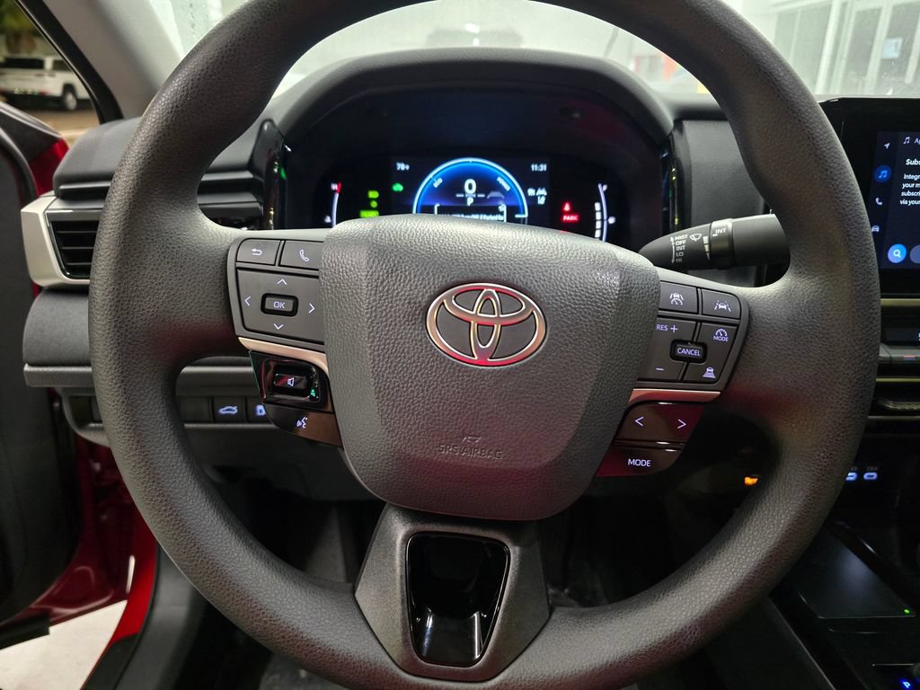 Used 2026 Toyota Camry LE FWD image 17