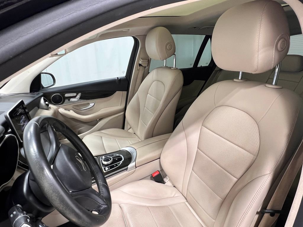 Used 2018 Mercedes-Benz GLC 300 image 13