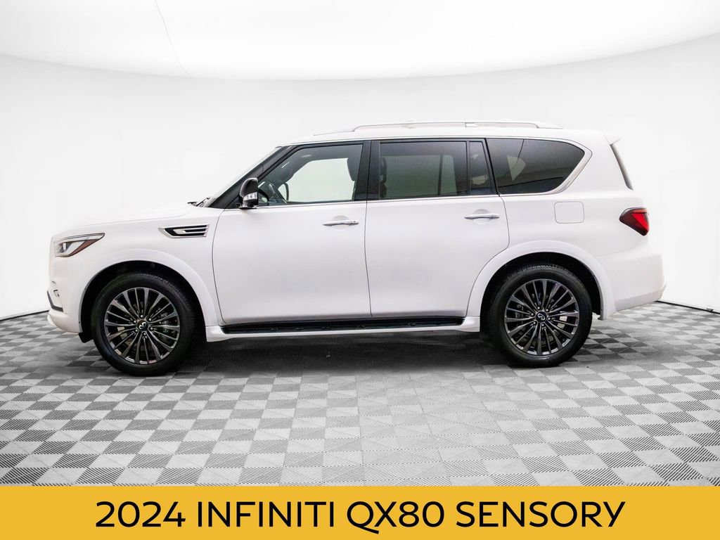 Used 2024 INFINITI QX80 Sensory image 2