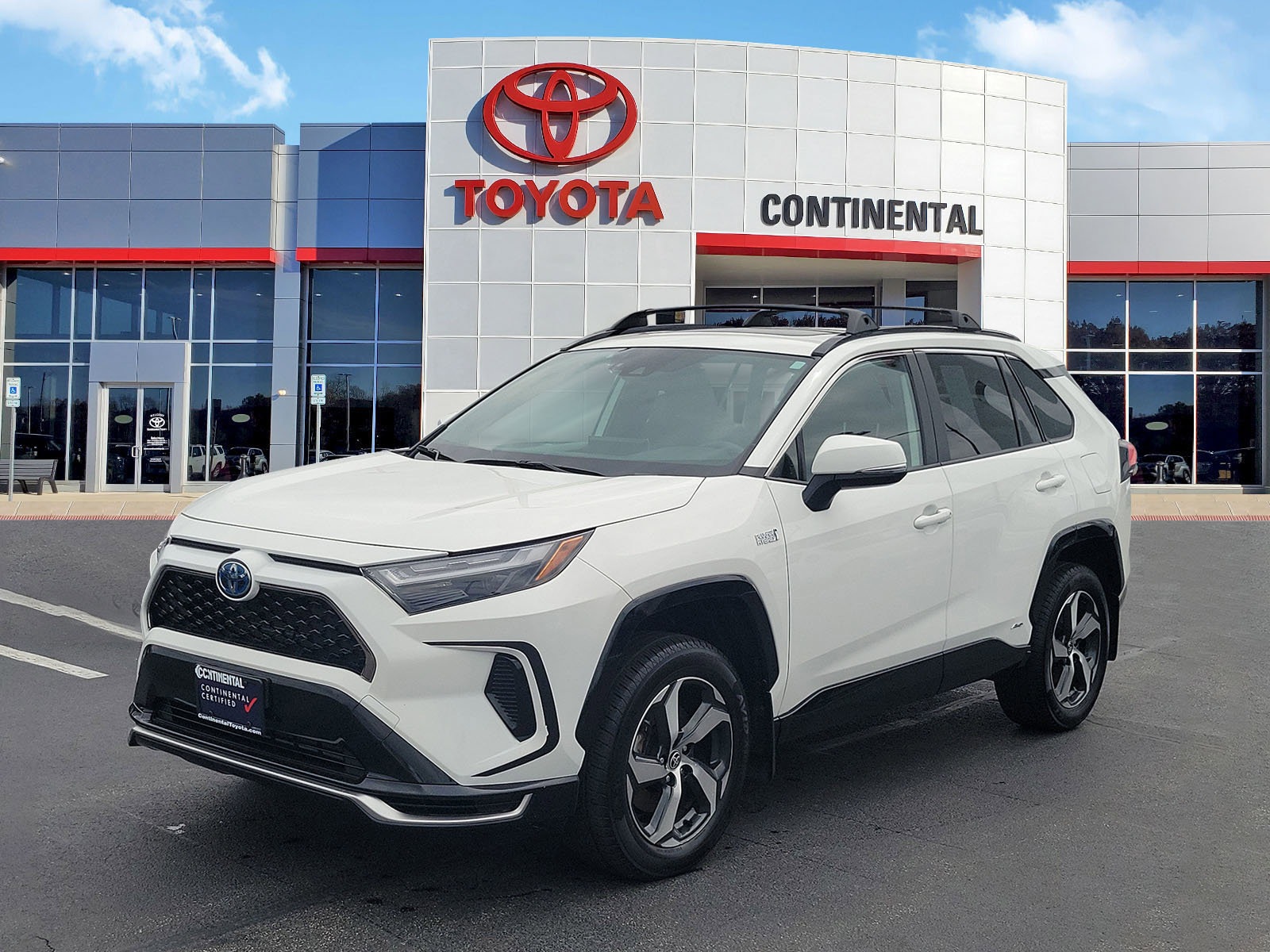 Certified 2023 Toyota RAV4 SE w/ Weather & Moonroof Package AWD/4WD image 3