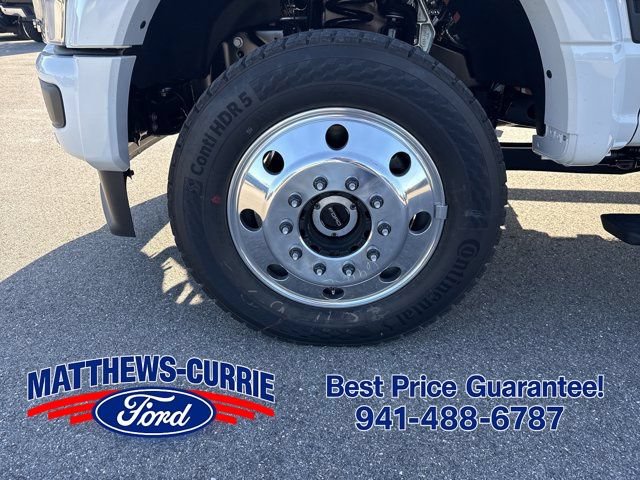 New 2027 Ford F450 Platinum w/ FX4 Off-Road Package AWD/4WD image 18