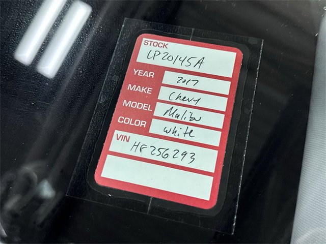 Certified 2017 Chevrolet Malibu LT w/ Leather Package image 29