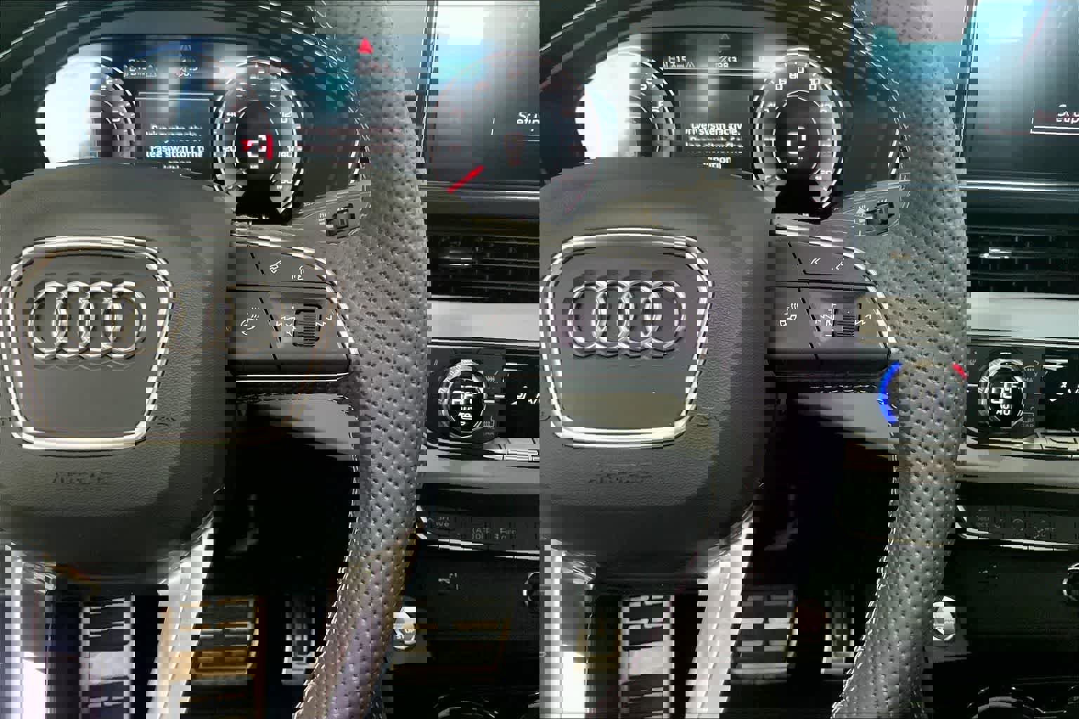 Used 2023 Audi A4 2.0T Premium Plus w/ Premium Plus Package image 22