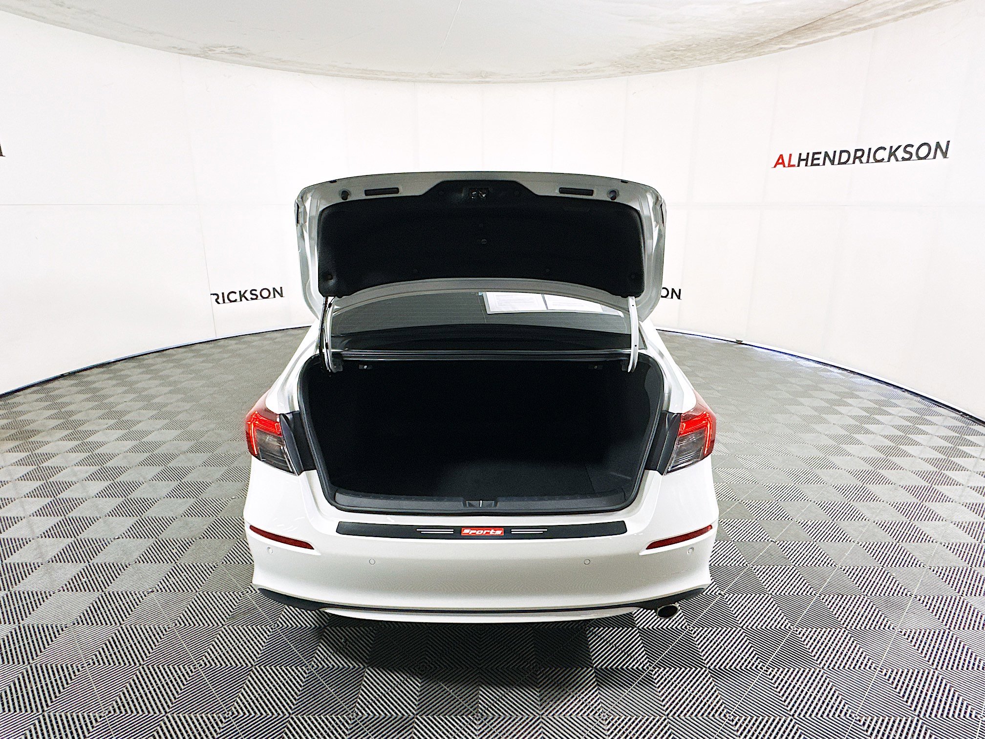 Used 2025 Honda Civic Sport image 31