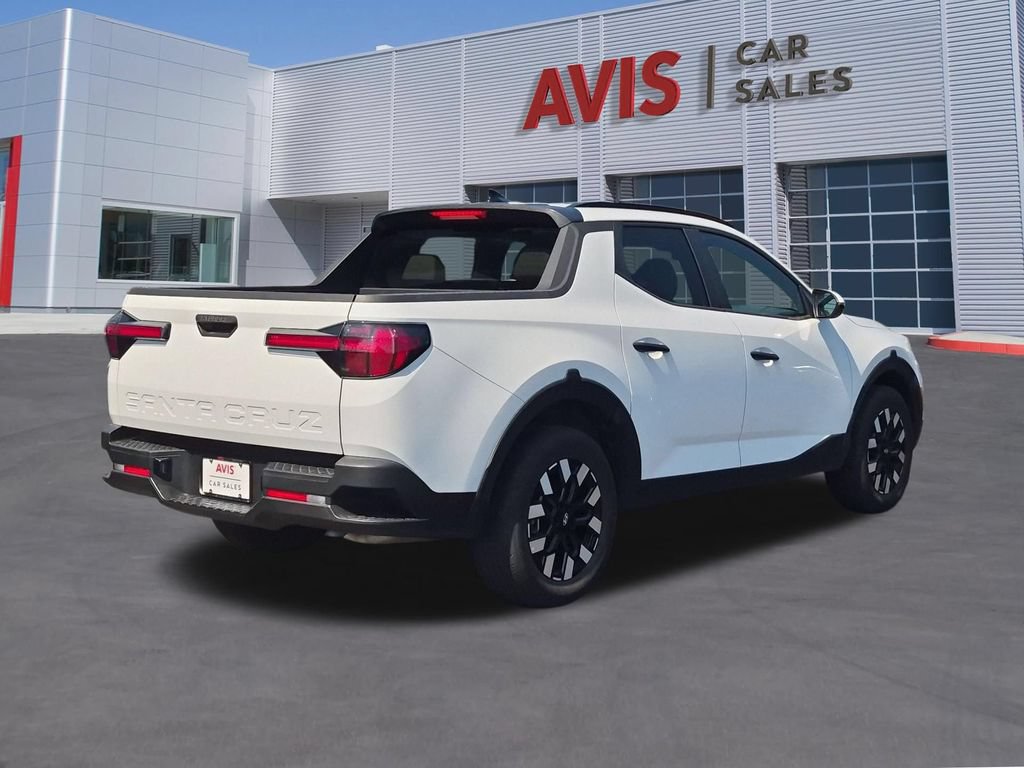 Used 2025 Hyundai Santa Cruz SEL FWD image 6