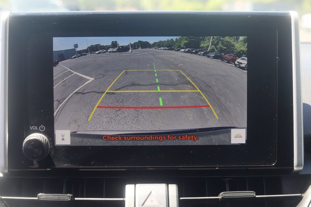 Used 2025 Toyota RAV4 XLE AWD/4WD image 6
