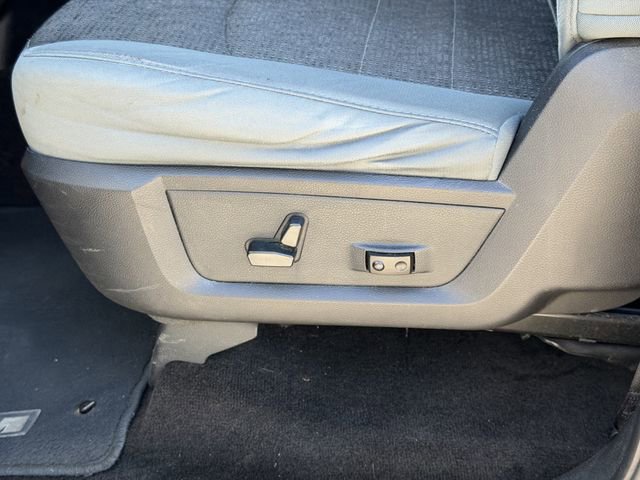 Used 2015 RAM 1500 Lone Star image 11