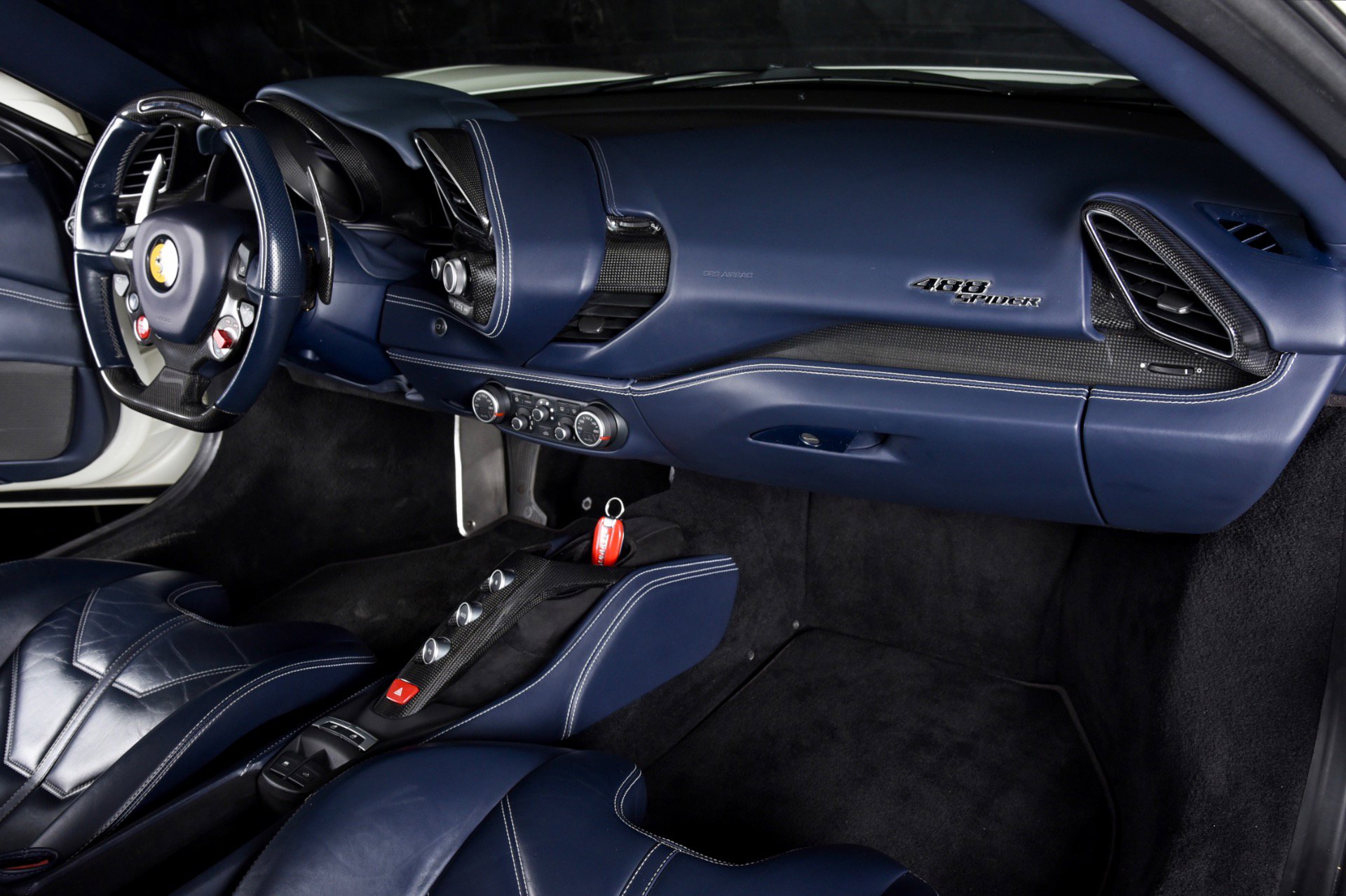 Used 2018 Ferrari 488 Spider image 4