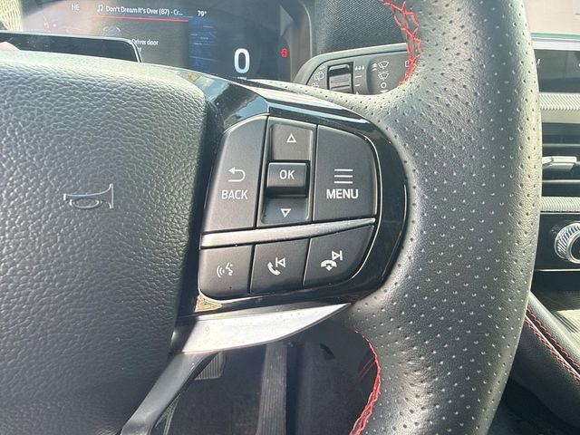 Used 2025 Ford Explorer ST-Line w/ ST-Line Street Pack AWD/4WD image 32