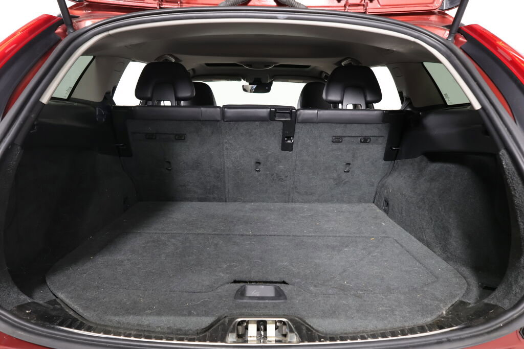 Used 2015 Volvo V60 T5 Premier image 18