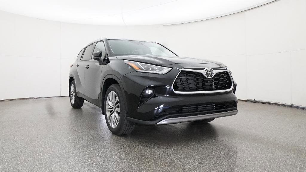 New 2026 Toyota Highlander Platinum AWD/4WD image 18