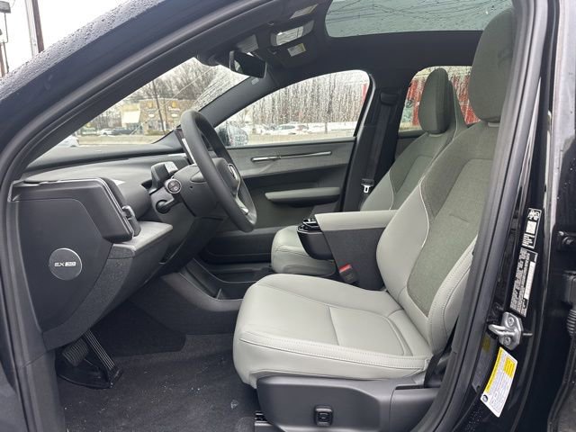 New 2026 Volvo EX30 Ultra w/ Climate Package image 13