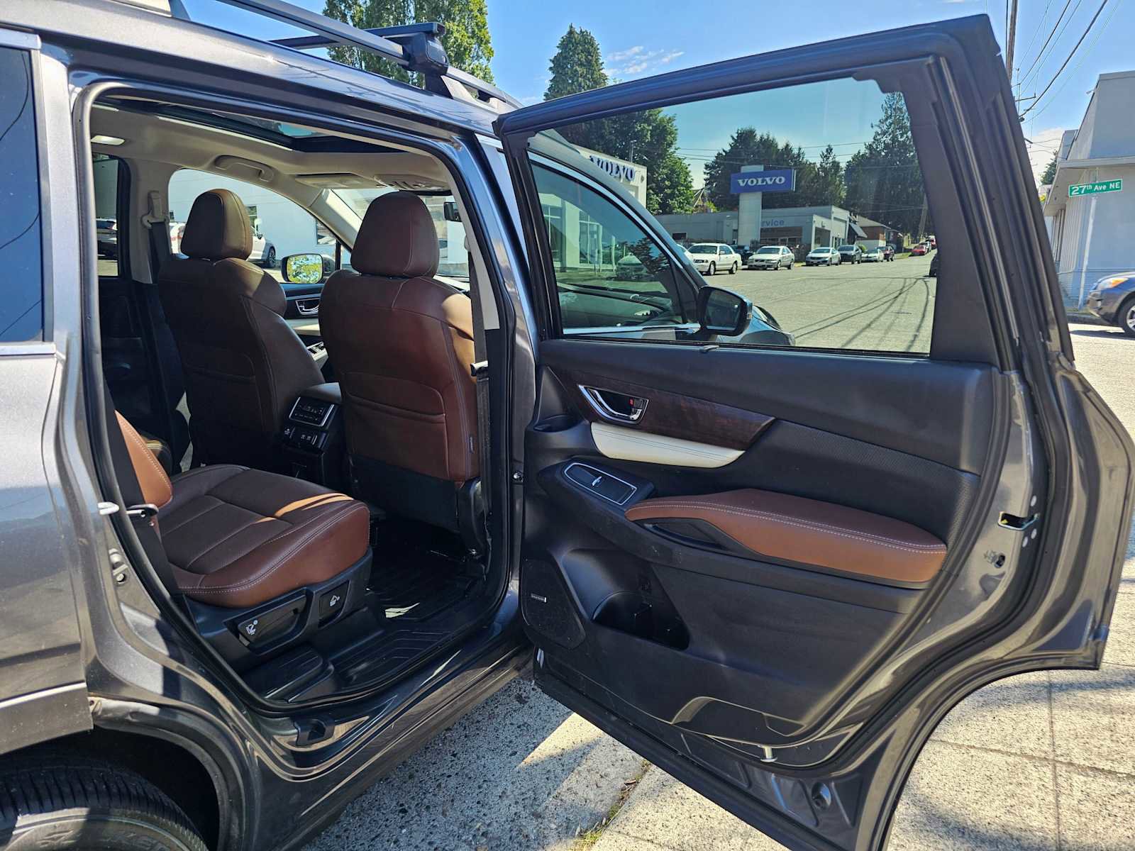 Used 2021 Subaru Ascent Touring w/ Popular Package #2A AWD/4WD image 13