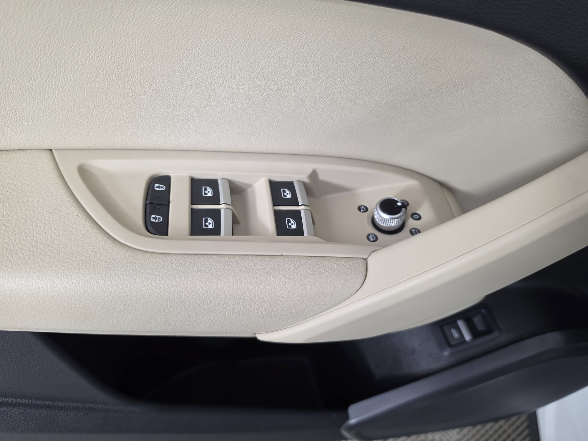 Certified 2023 Audi Q5 Premium Plus AWD/4WD image 17