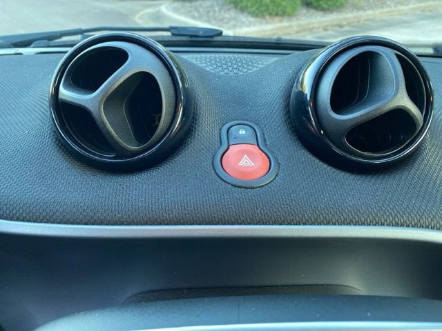 Used 2017 smart fortwo electric drive image 28